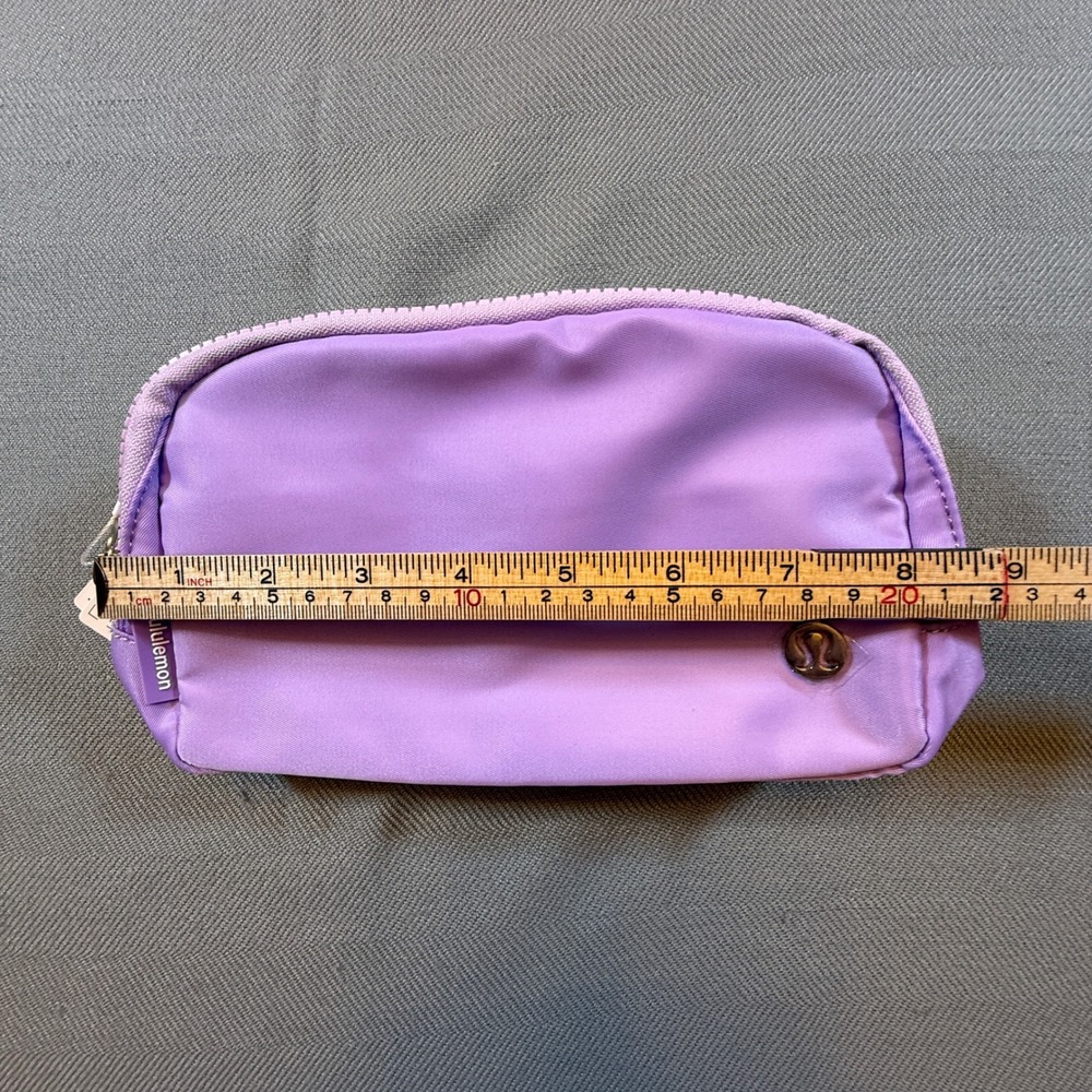 Lululemon Everywhere Belt Bag 1L Purple Gold Logo LU9AX2S Crossbody Fanny Pack - Picture 10 of 10